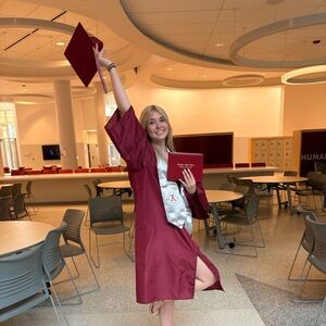 Meet your Posher, Rhianne